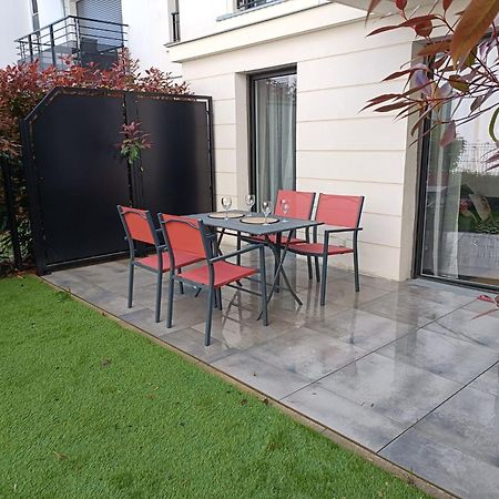 Disney - Paris 5 Min De Disney - Pk Prive Gratuit - 4 Personnes - Terrasse Jardin Chessy  Luaran gambar